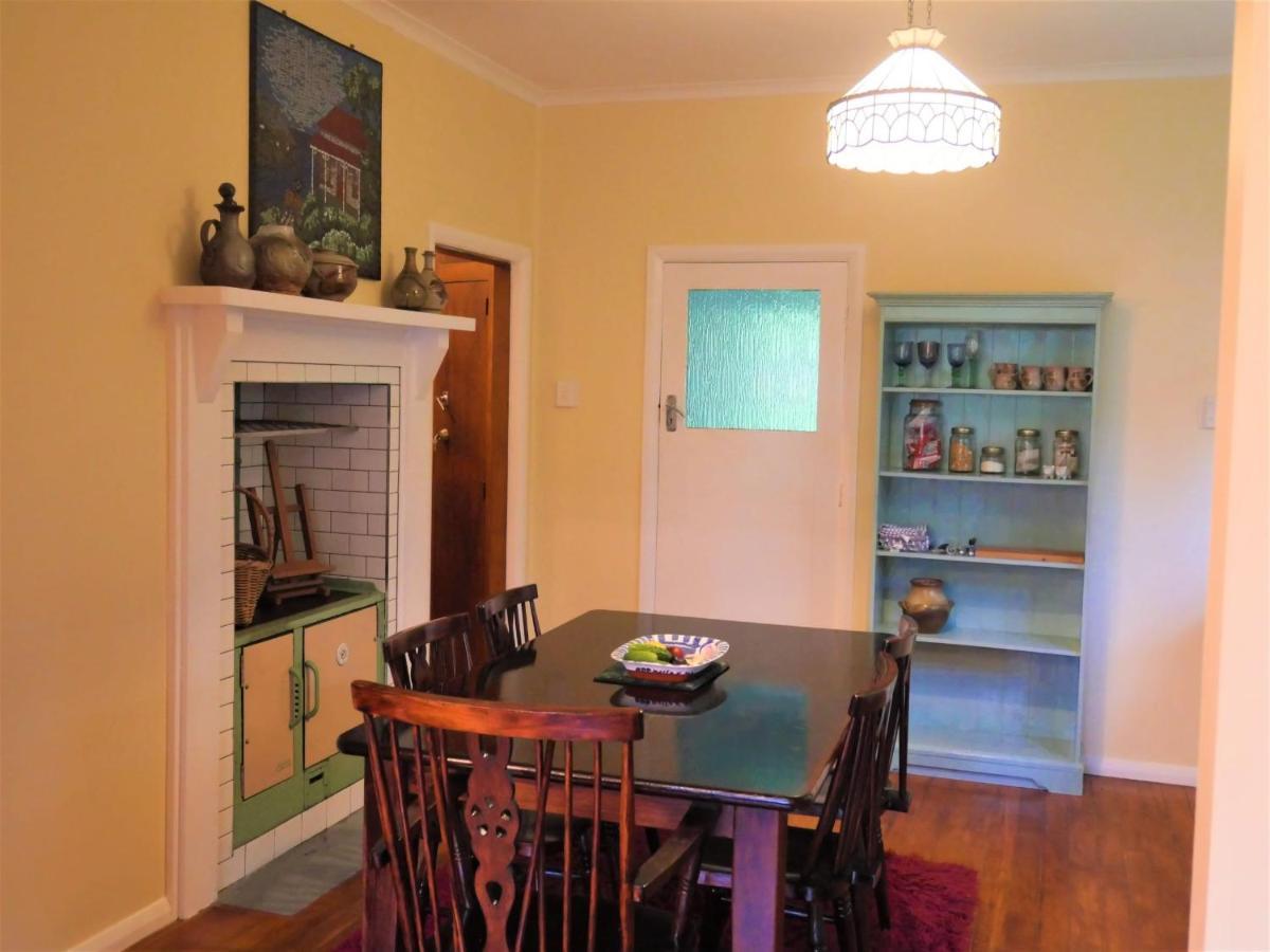 Whareama Tinui Food Forest Cottage מראה חיצוני תמונה
